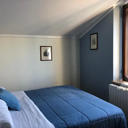 6 Bedrooms Umbrian Farmhouse * Torgiano