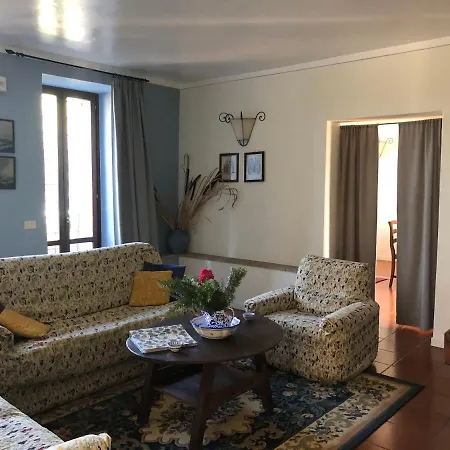 6 Bedrooms Umbrian Farmhouse * Torgiano