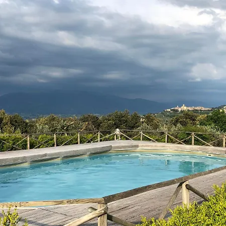 Villa 6 Bedrooms Umbrian Farmhouse Torgiano