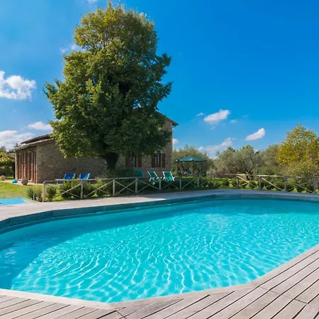 6 Bedrooms Umbrian Farmhouse Torgiano
