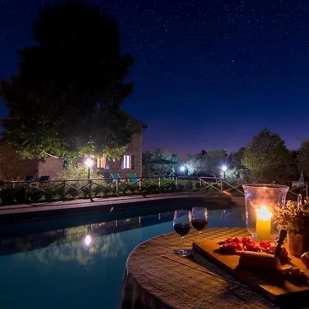 Villa 6 Bedrooms Umbrian Farmhouse Torgiano